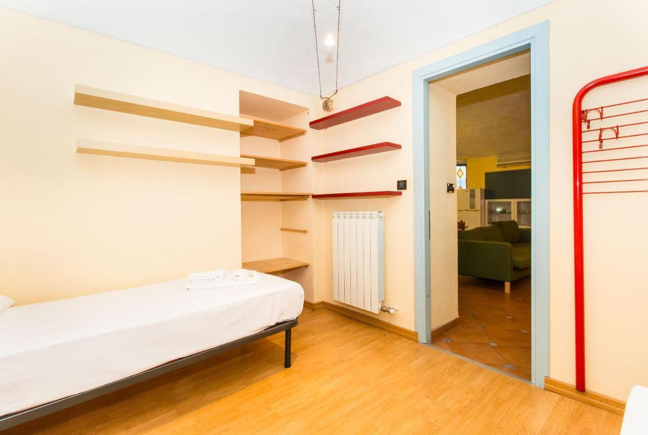 Porta Nuova Flat With Balcony Appartamento